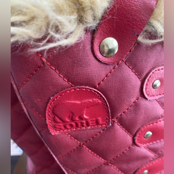 LIKE NEW ! SOREL LACE UP WATERPROOF INSULATED BOOT - Picture 4 of 9